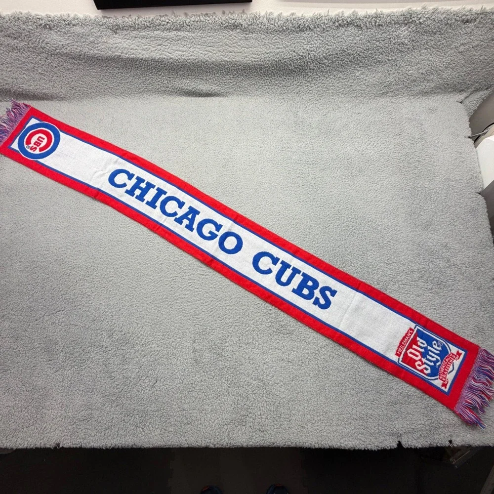 Chicago‎ Cubs MLB Baseball Heileman's Old Style Knit Fringe Red Blue White Scarf